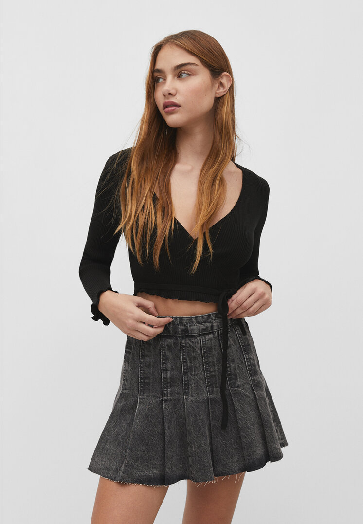 

Stradivarius Jeansowa spódnica mini z zakładkami Czarny denim 32