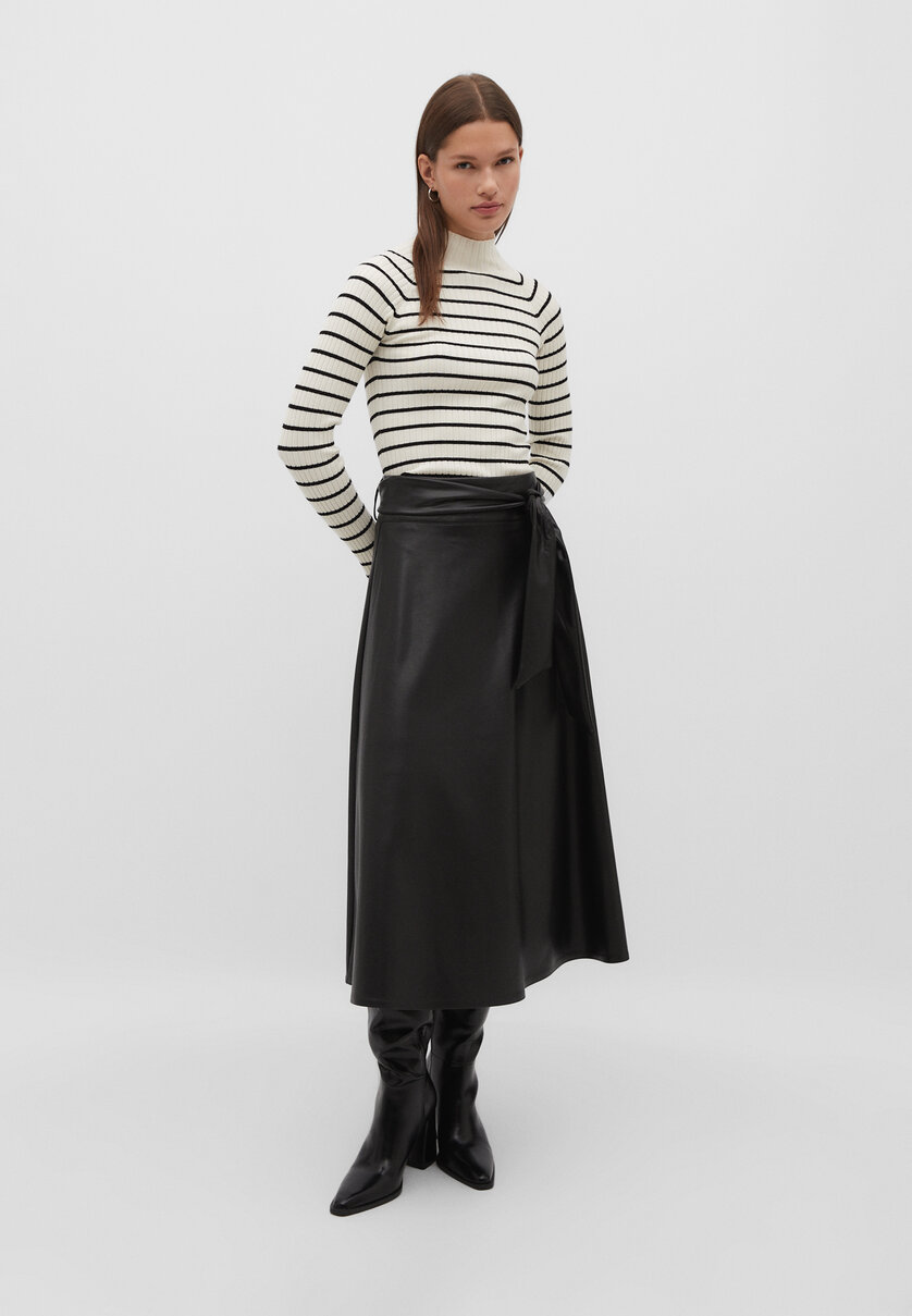 Leather midi skirt on sale stradivarius