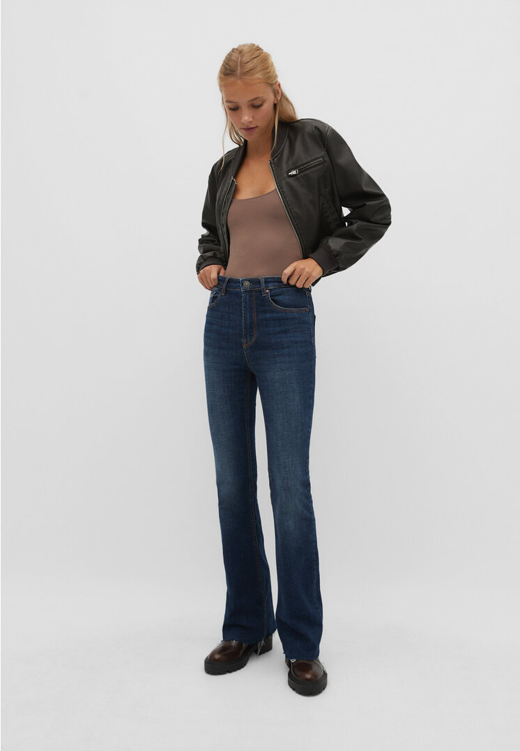 

Stradivarius Jeans-Schlaghose im Slim-Fit Denim 36