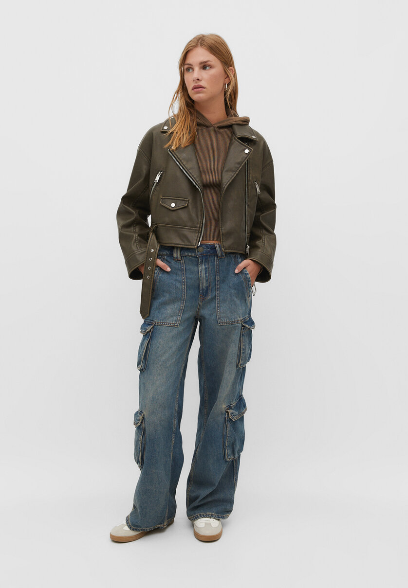 Multi-pocket cargo jeans - Women's fashion | Stradivarius United