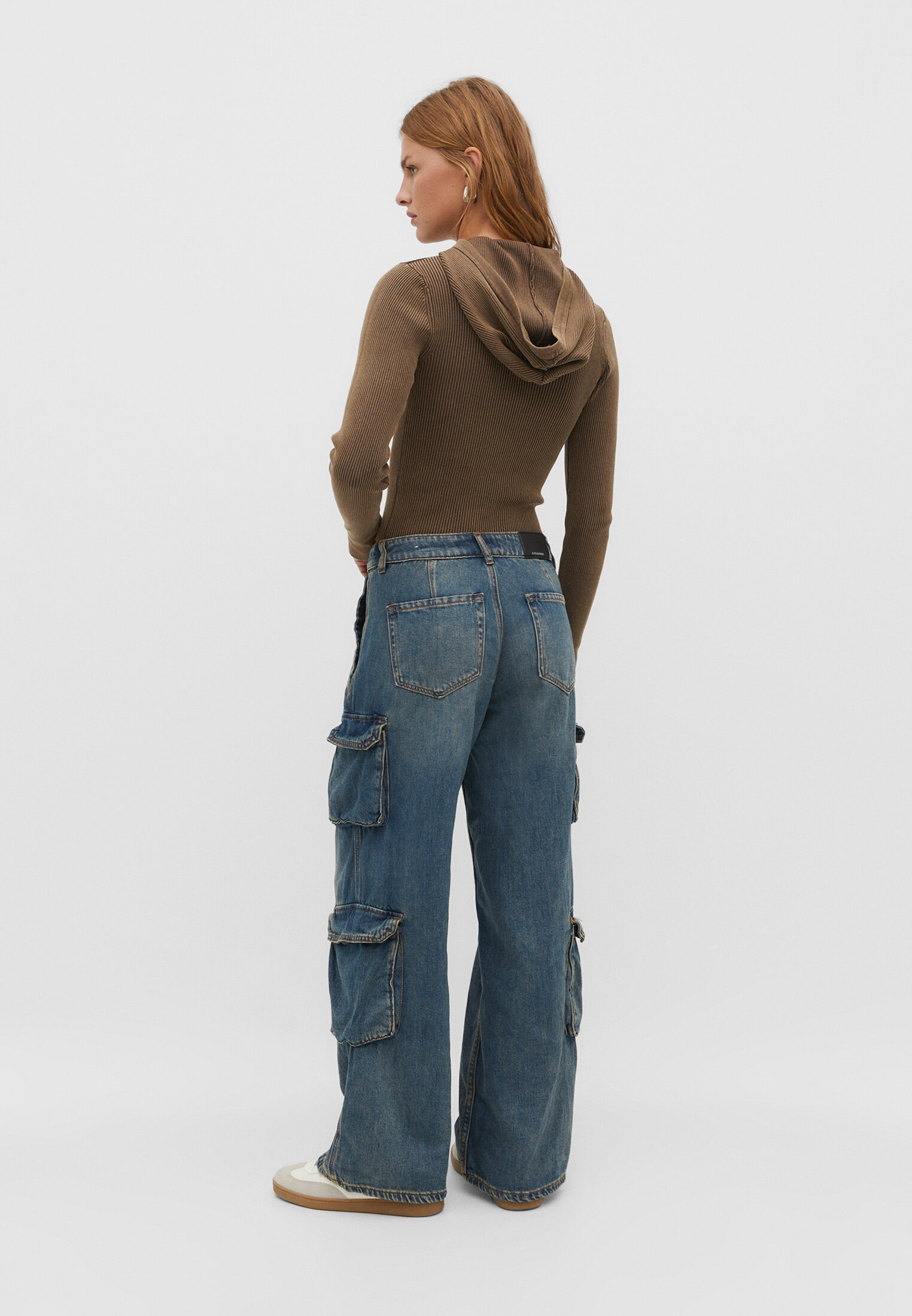 Multi-pocket cargo jeans - Women's fashion | Stradivarius United