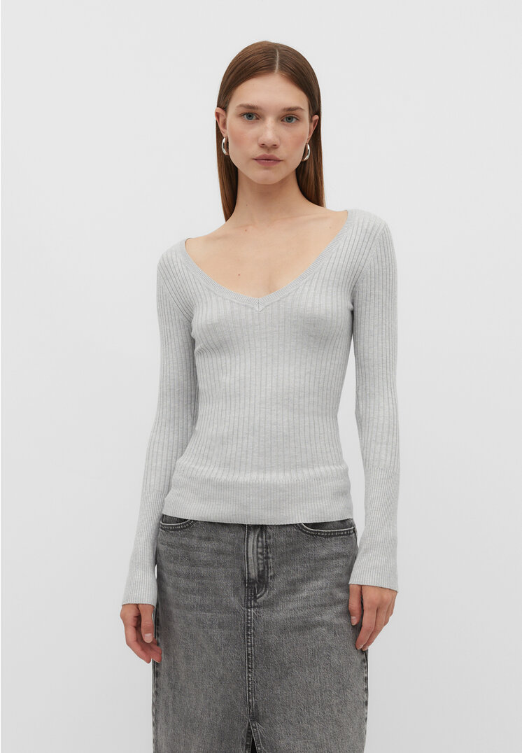 

Stradivarius Dzianinowy sweter z dekoltem w serek Popielaty L
