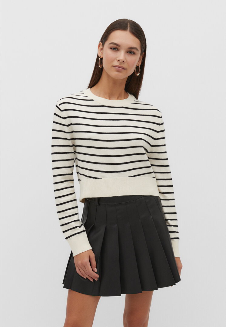 

Stradivarius Krótki sweter w paski z okrągłym dekoltem Waniliowy XL