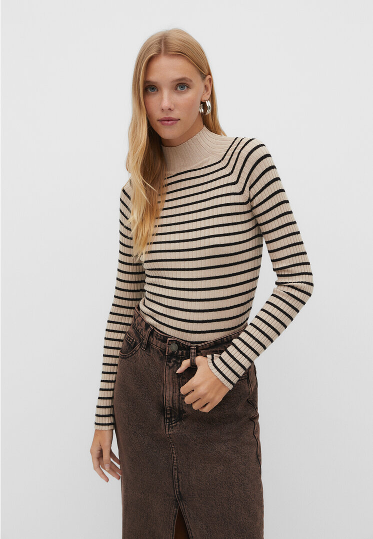 

Stradivarius Sweter z półgolfem z prążkowanej dzianiny w paski Jasny wielbłądzi XL