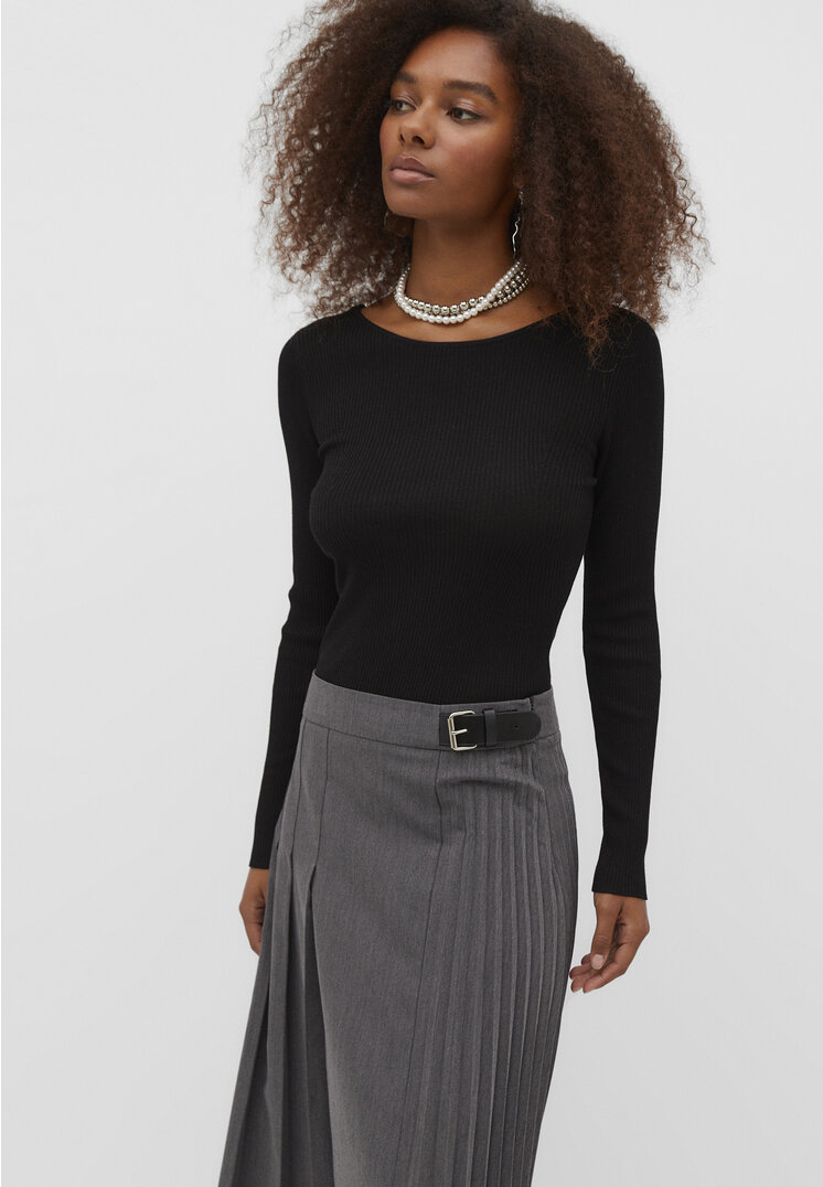 

Stradivarius Strickpullover in Wickeloptik am Rücken Schwarz L