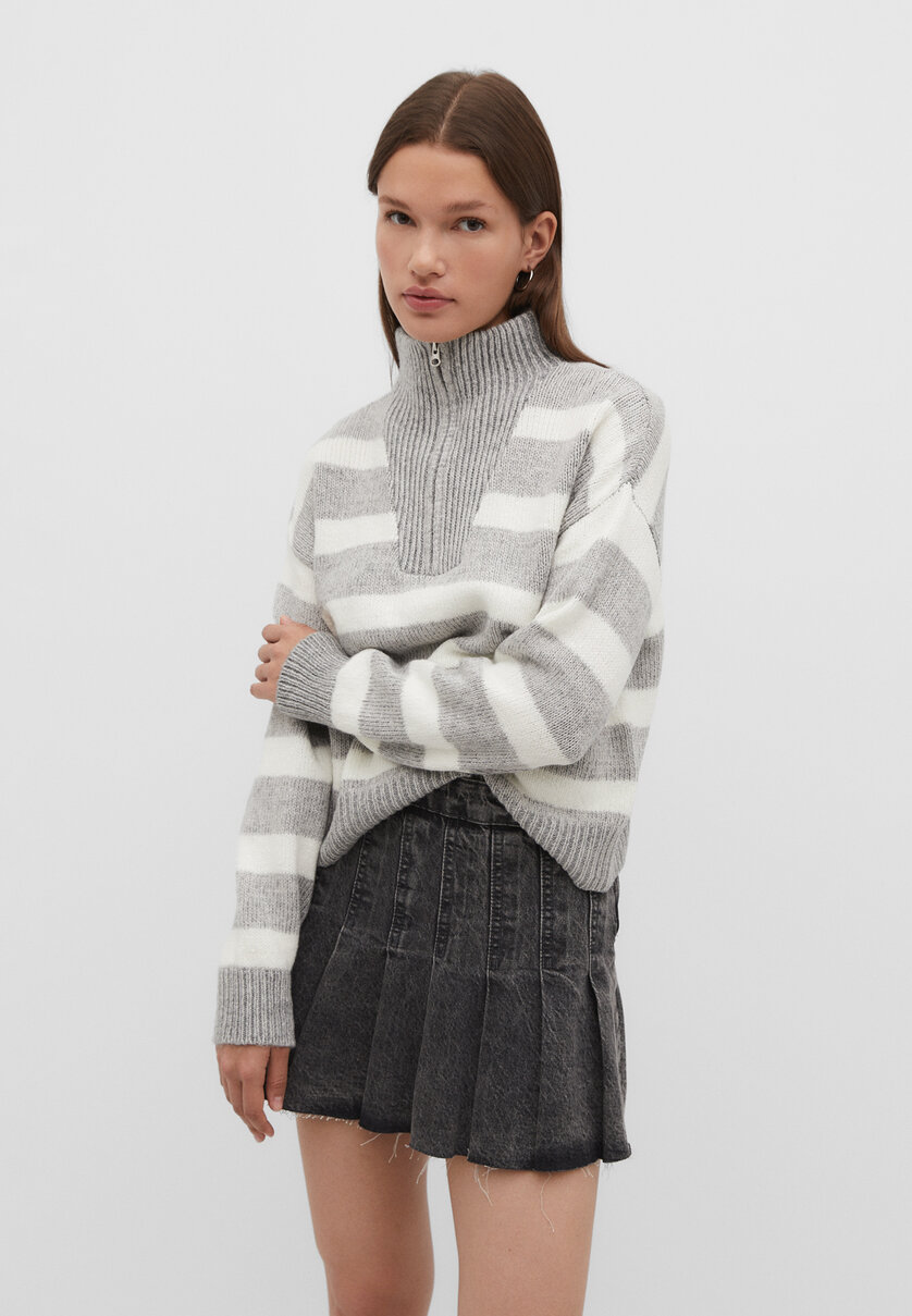 Striped knit sweater with zip
