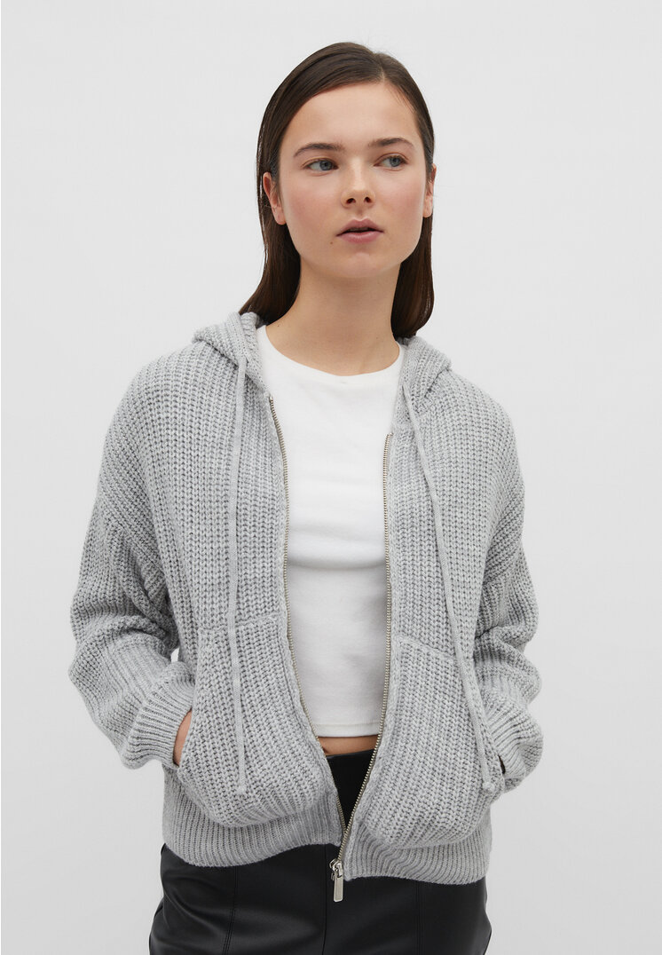 

Stradivarius Strickjacke mit Kapuze Grau Melange L