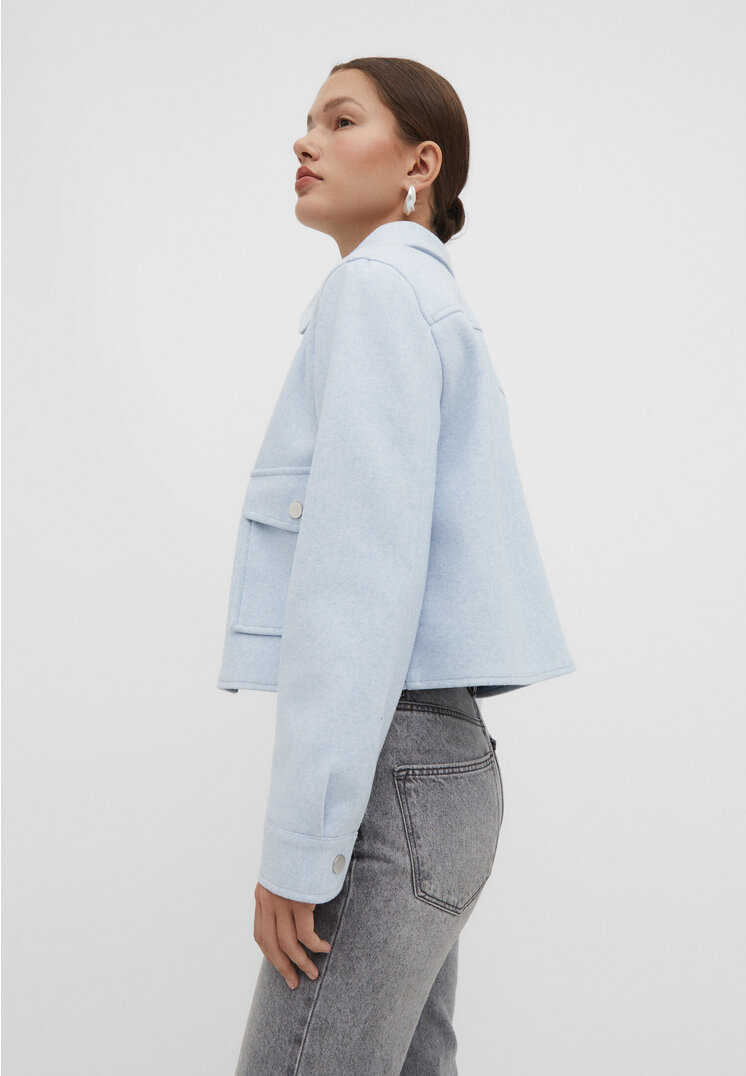 Stradivarius Kurze Soft-Touch-Jacke Himmelblau S