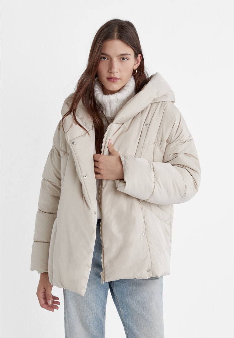 

Stradivarius Oversize-Steppjacke Vanille S