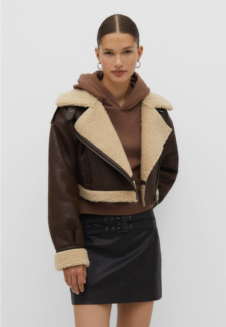 

Stradivarius Cropped-Doubleface-Bikerjacke Braun XS