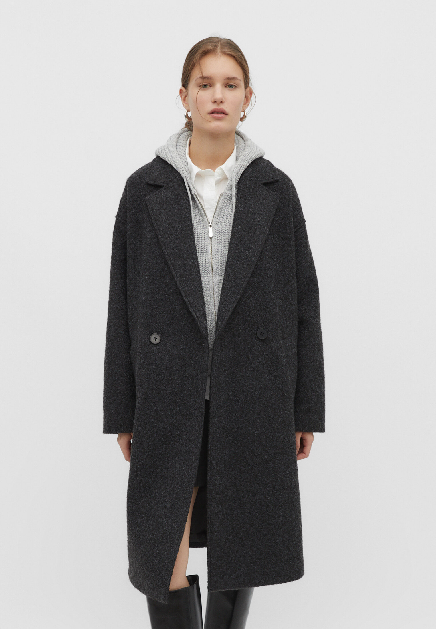 Long straight coat Women s fashion Stradivarius Georgia