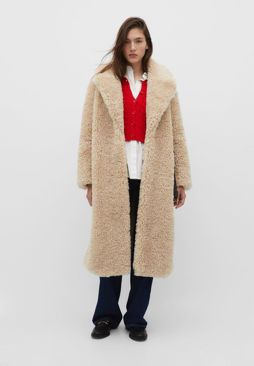 Oversize faux fur coat