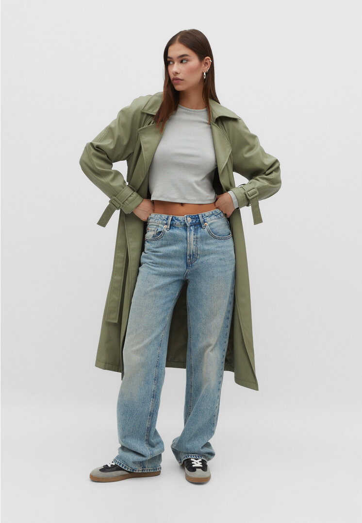 

Stradivarius Langer Trenchcoat aus Kunstleder Khaki S