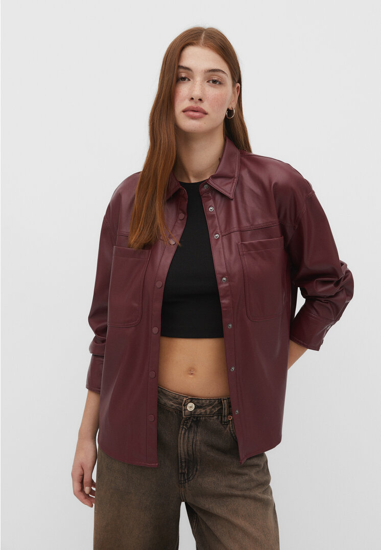 

Stradivarius Koszula basic ze sztucznej skóry Wiśniowy S