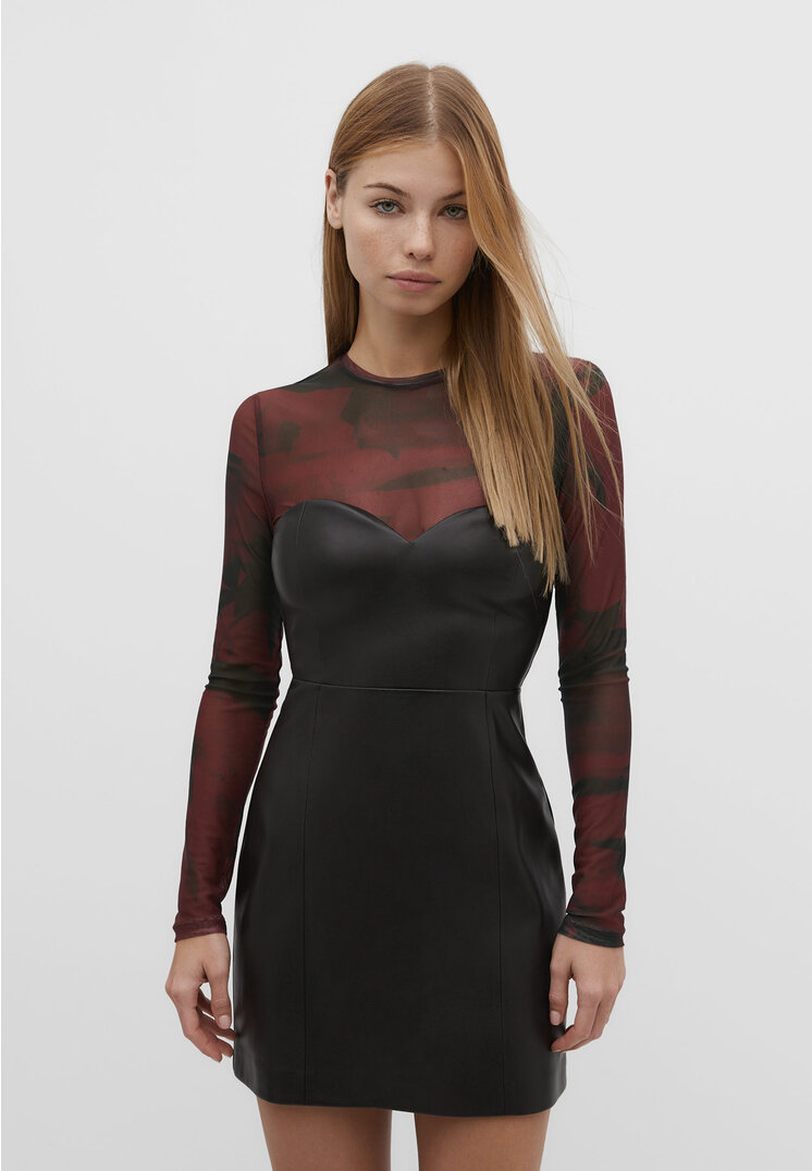 

Stradivarius Kurzes Kleid aus Kunstleder Schwarz XL