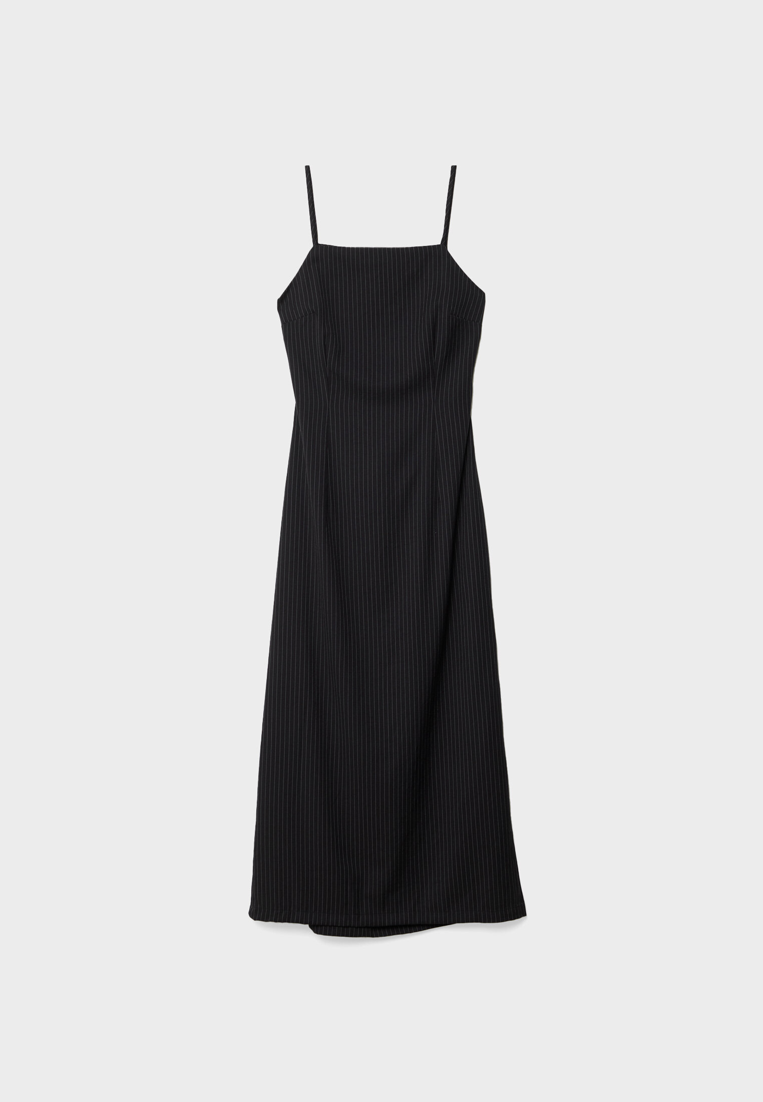 Vestido stradivarius cheap blanco y negro