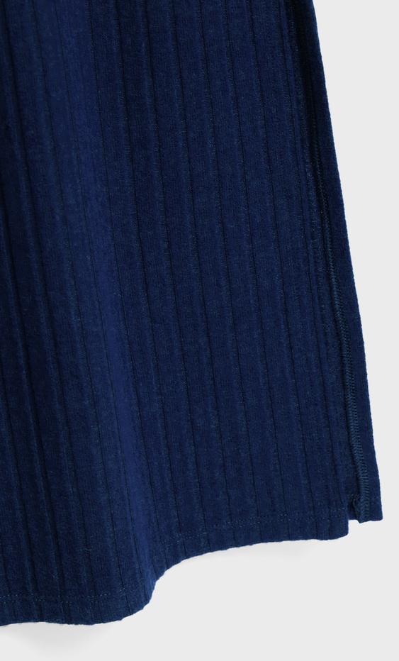 Un Irresistible Vestido Low Cost De Stradivarius Por Solo 20 Euros Para Brillar En Navidad 9 Va A Hacerte Falta En El Clóset