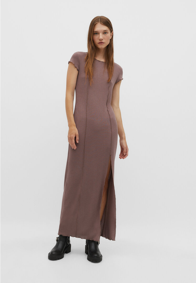 

Stradivarius Langes Kleid mit Ziernähten Braun XS