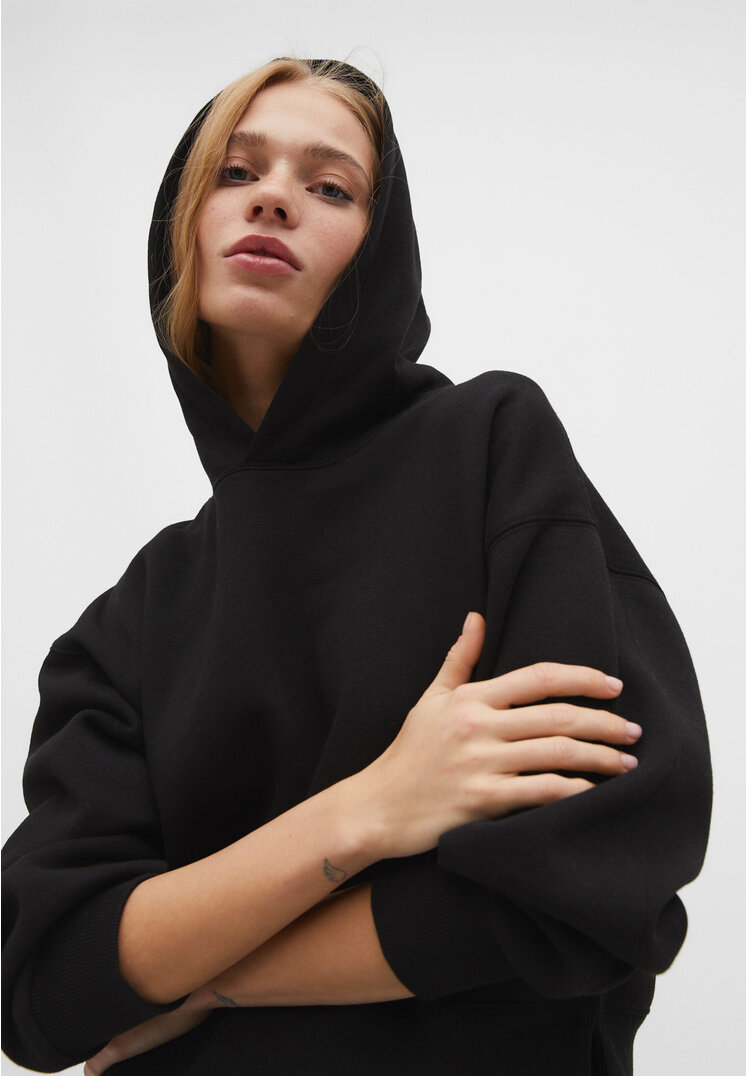 

Stradivarius Krótka bluza Czarny XL