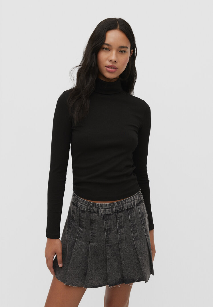 

Stradivarius Shirt mit Rollkragen Schwarz S