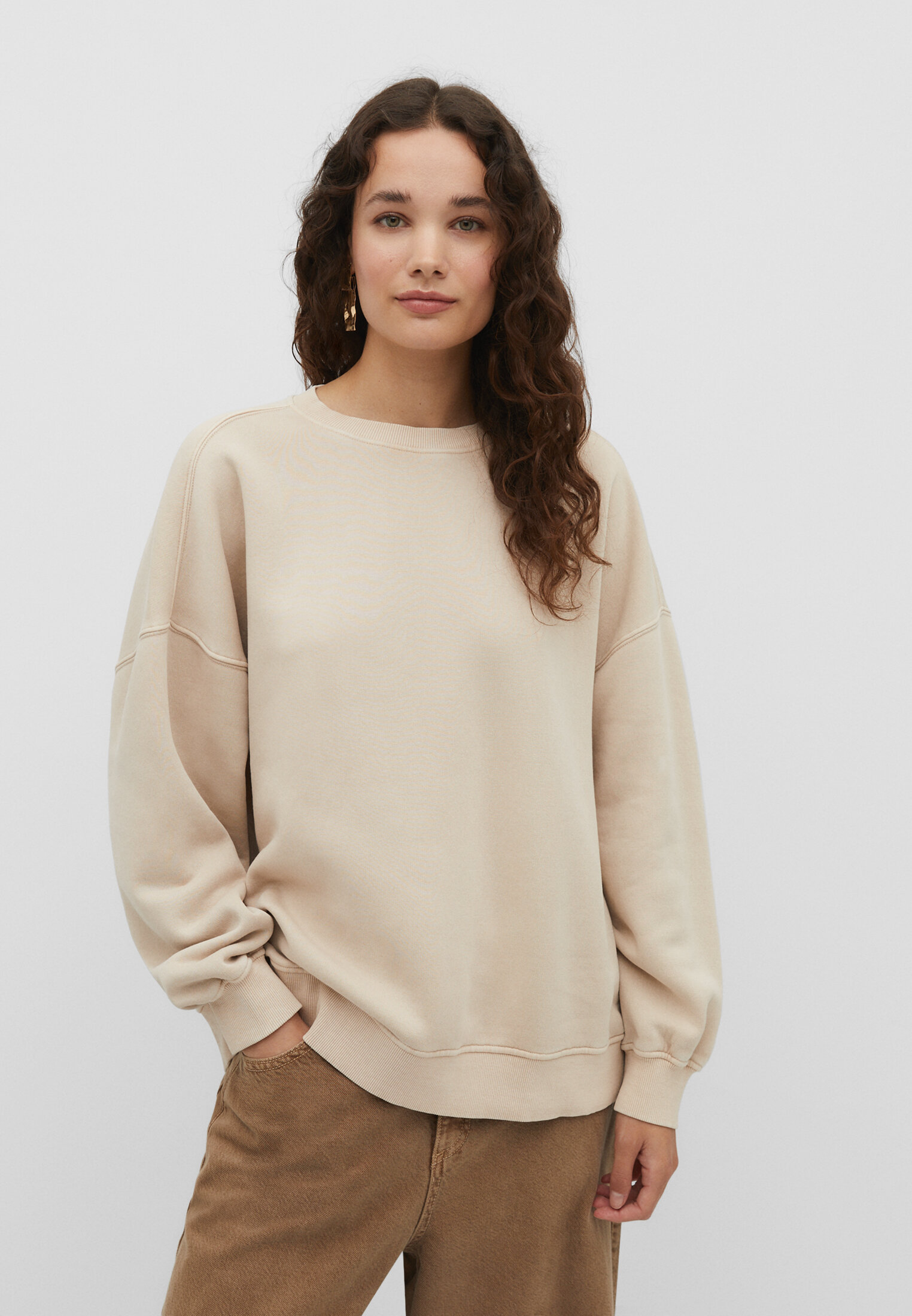 Beige store sweatshirt womens