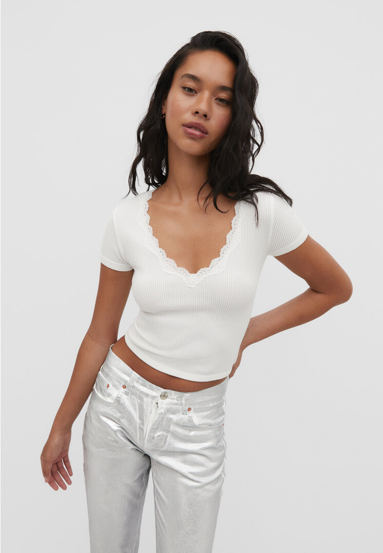 

Stradivarius Nahtloses Shirt mit Spitze Ecru S