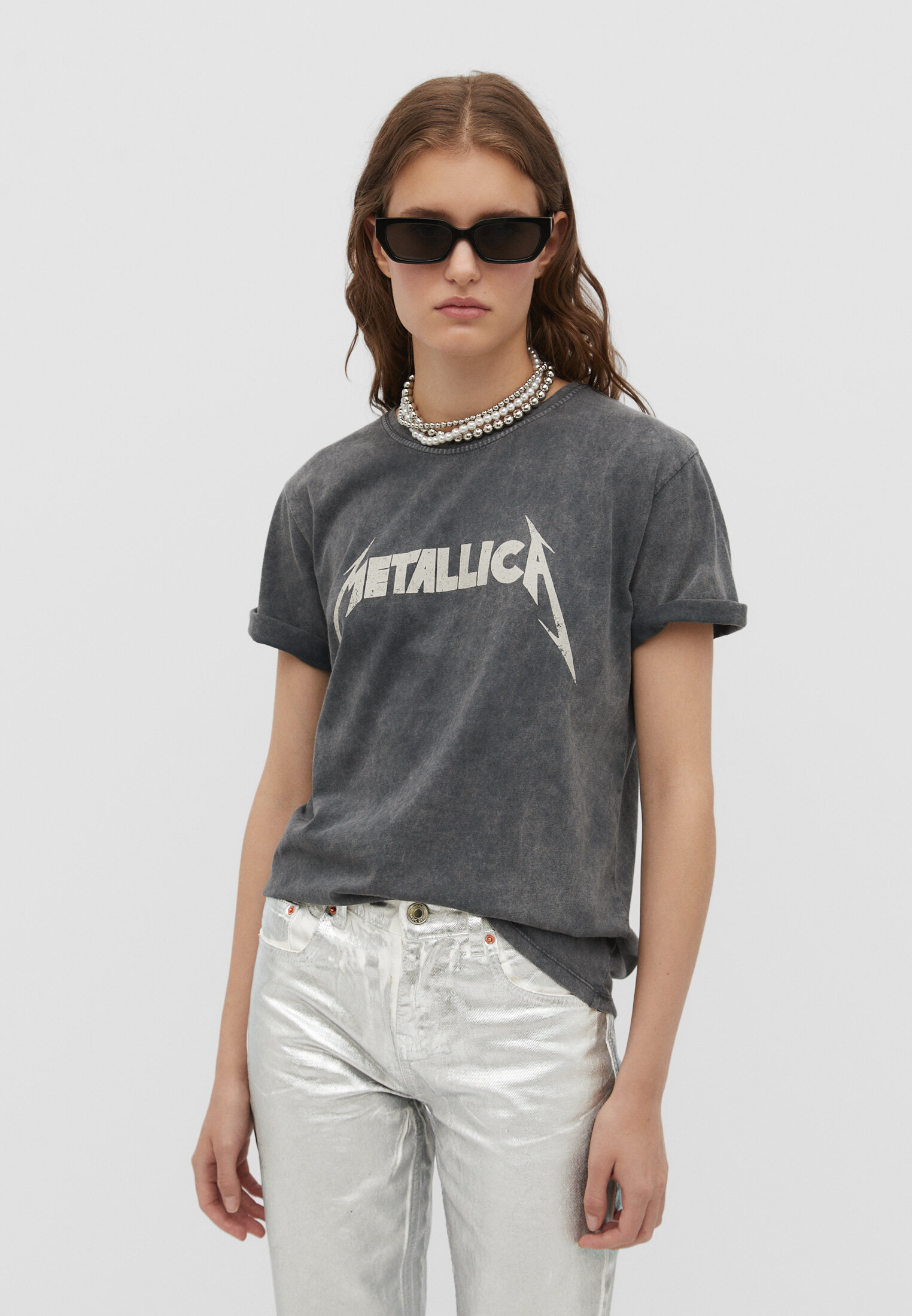 Metallica T shirt Women s fashion Stradivarius United Arab