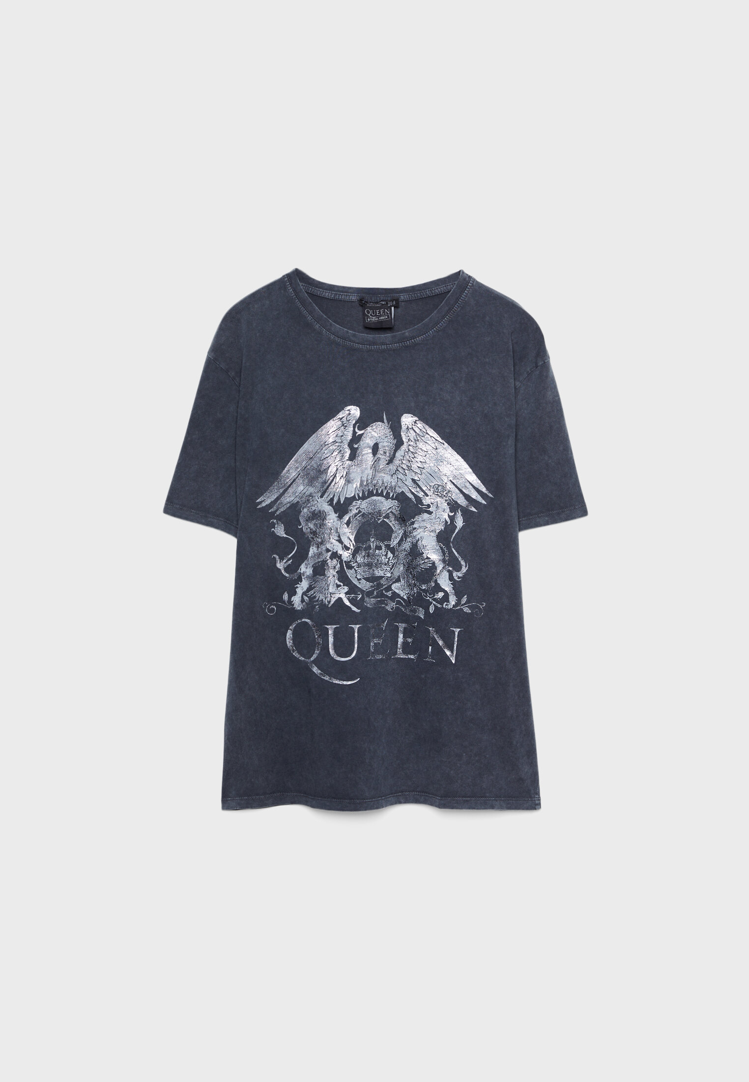 Queen T shirt with shiny detail