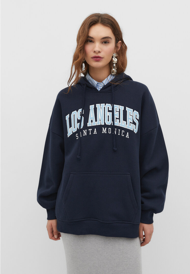 

Stradivarius Oversize-Hoodie Patch Marineblau XS