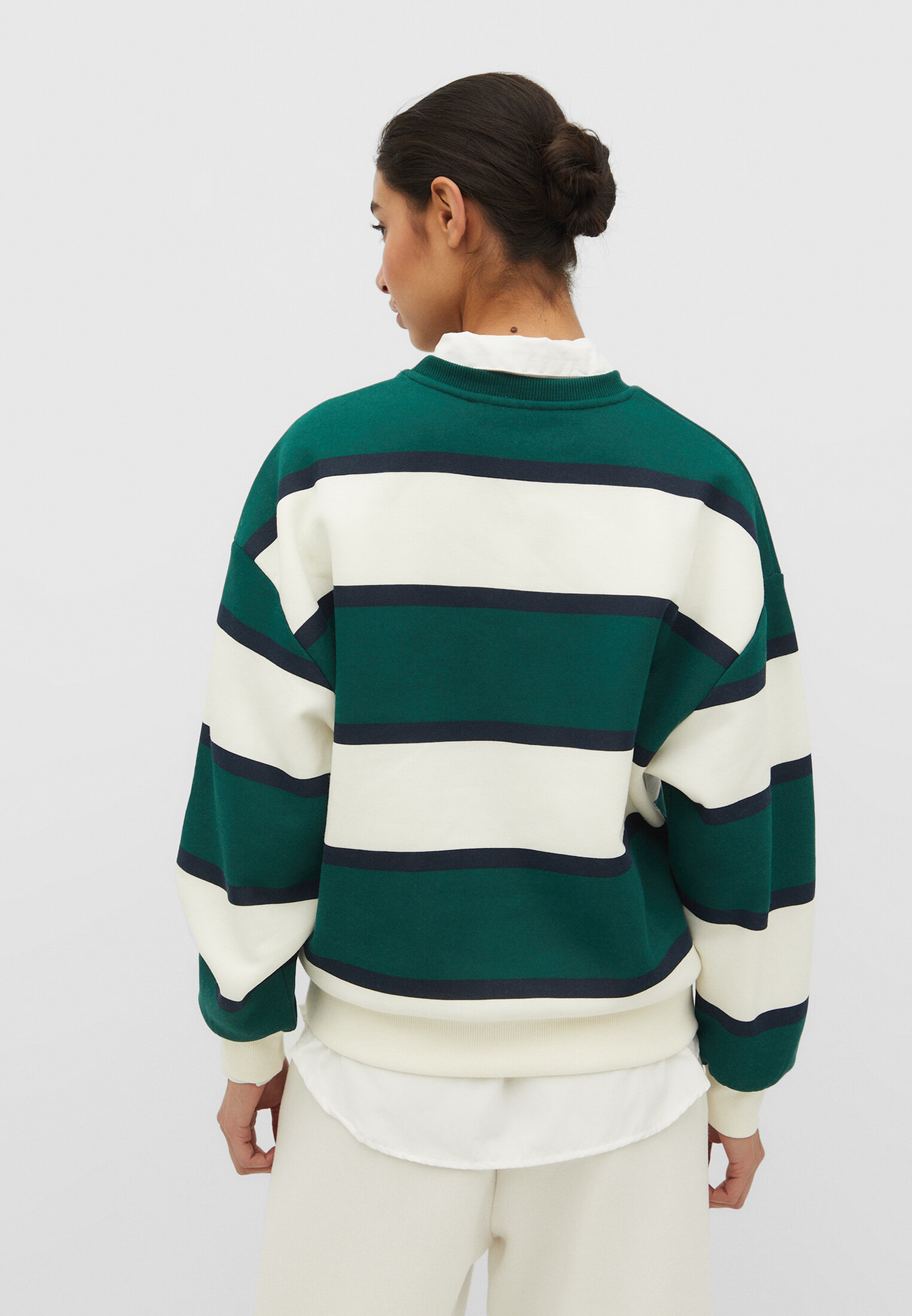 Striped sweatshirt with buttons - Women's fashion | Stradivarius