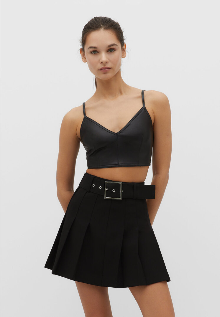 

Stradivarius Top na ramiączkach ze sztucznej skóry Czarny M