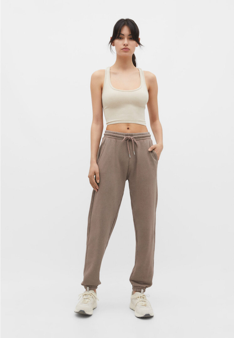 Stradivarius Joggerhose aus Plüsch Braun XS