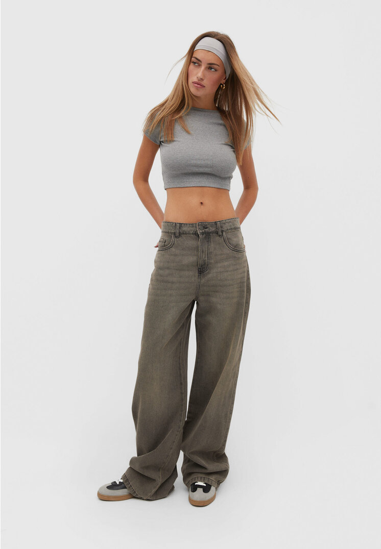

Stradivarius Jeansy o kroju baggy Denimowy wielokrotnie farbowany 32