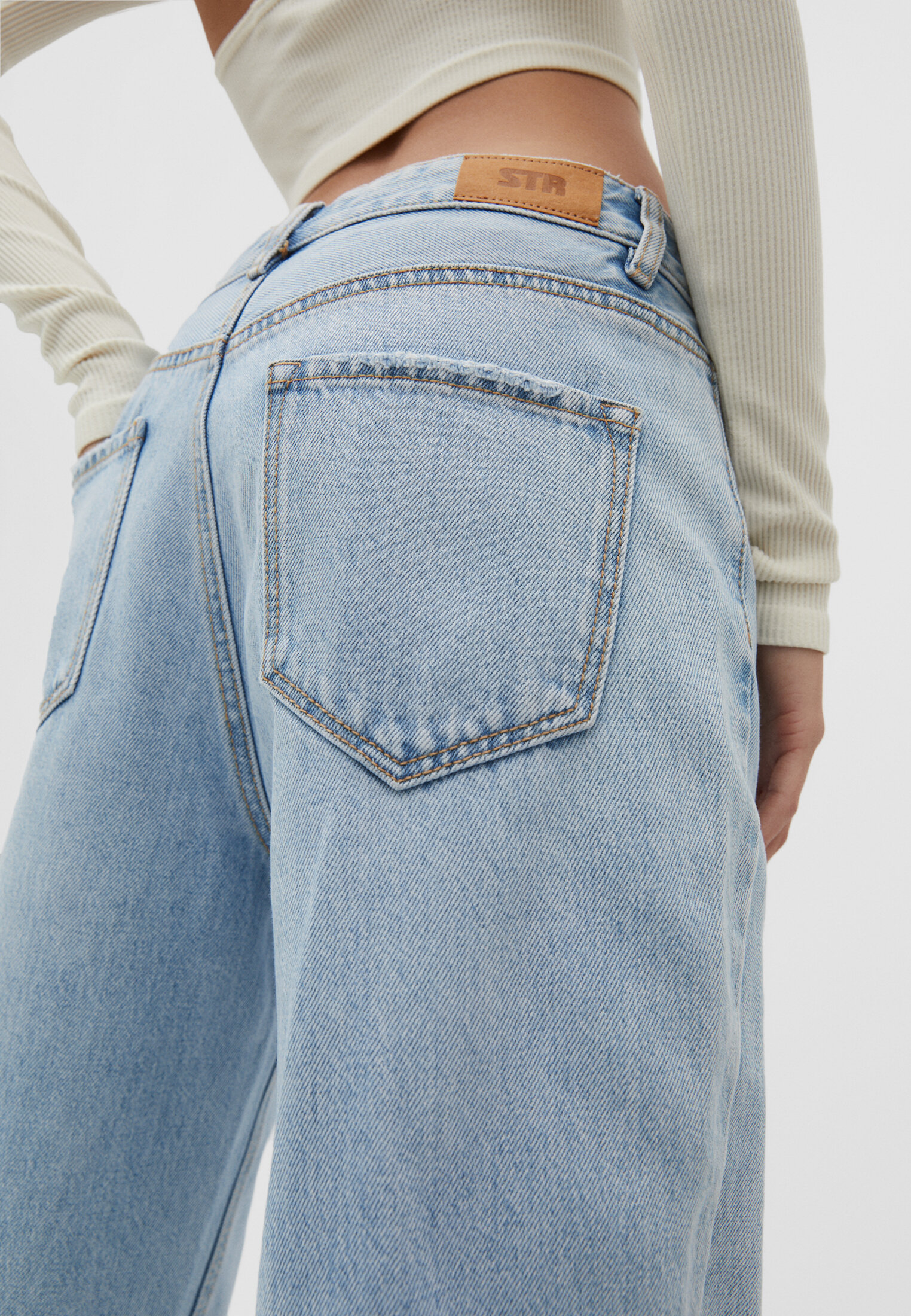 Jean femme online stradivarius