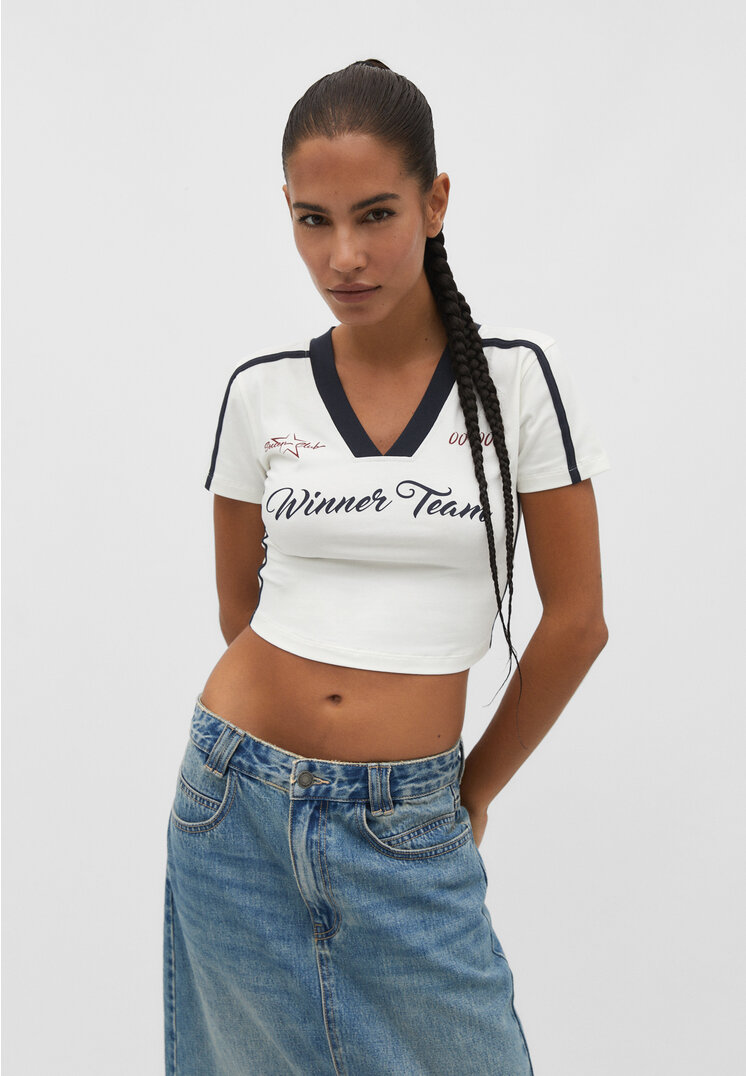

Stradivarius Körpernah geschnittenes Sportshirt Weiß L