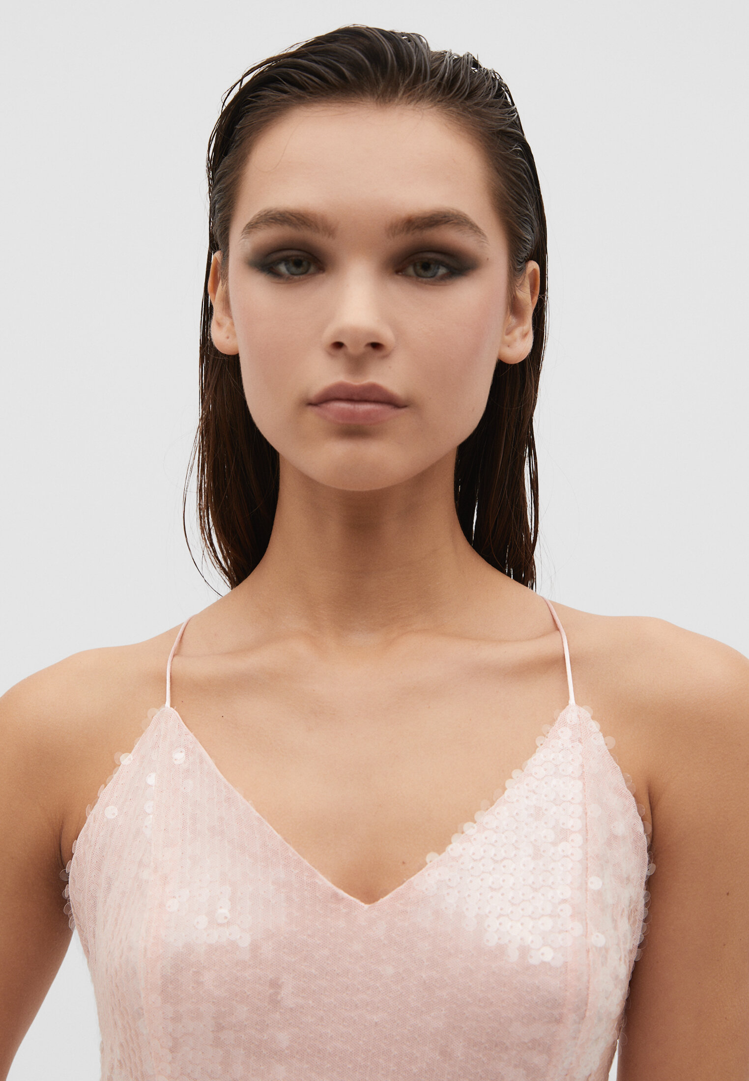 Vestido lentejuelas stradivarius online 2019