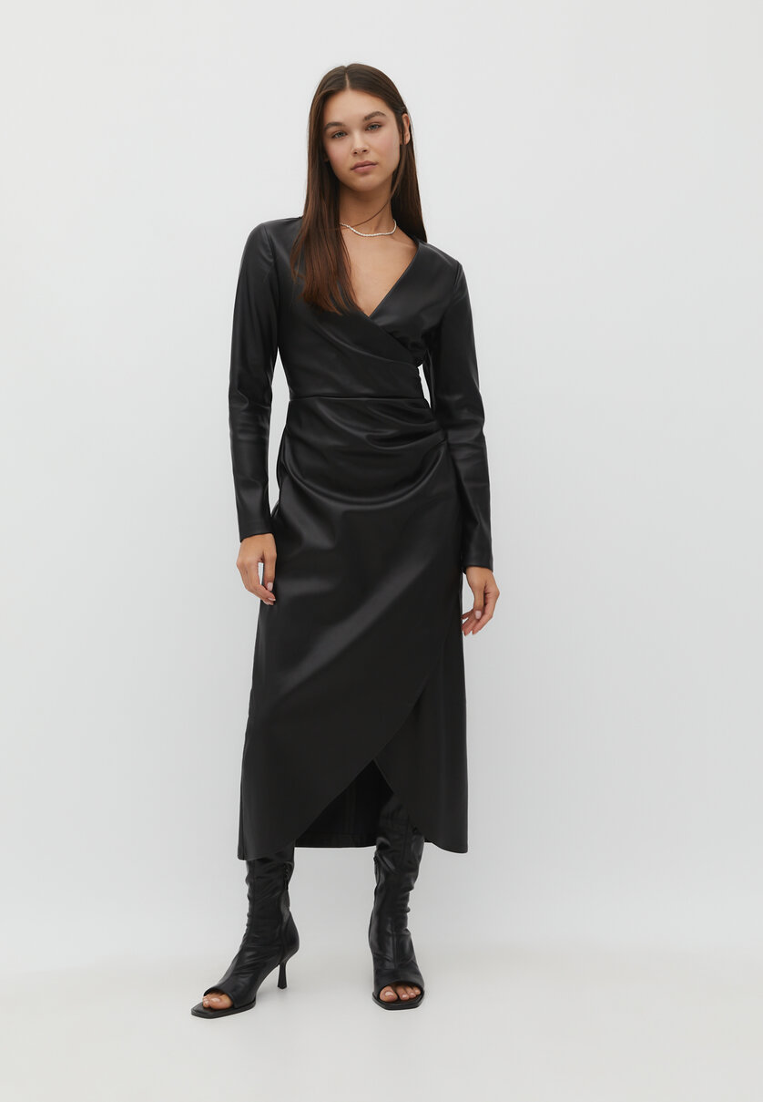 Stradivarius vestido efecto online piel