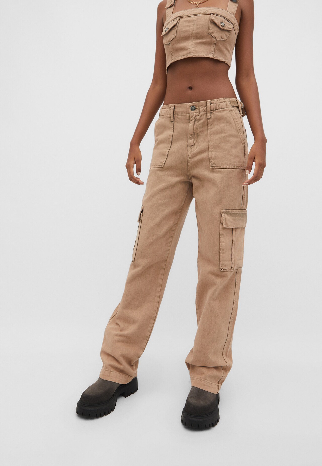 Plain Cropped Halter Top / Mid-Waist Plain Loose-Fit Cargo Pants