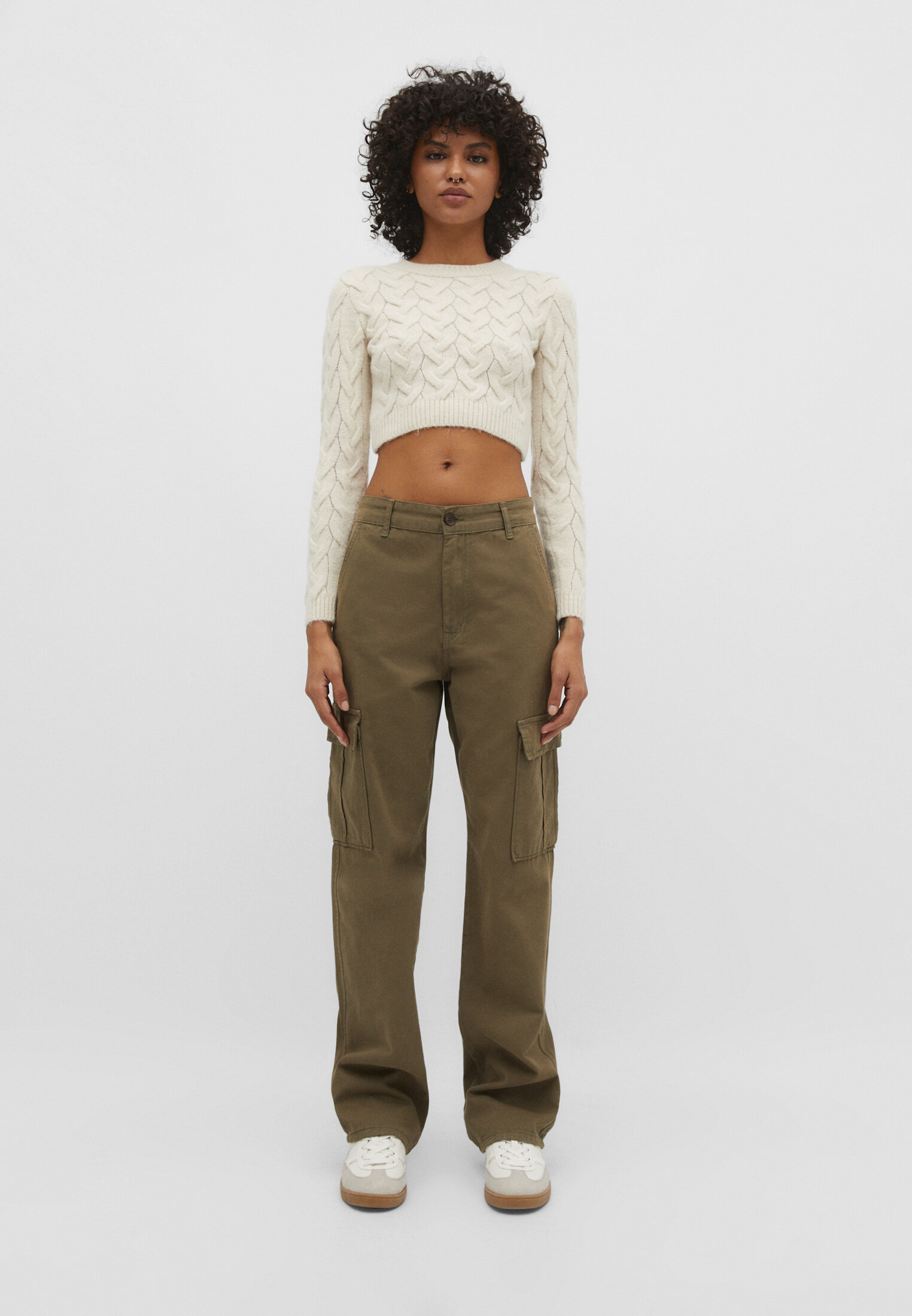 Straight fit cargo trousers - Women's fashion | Stradivarius