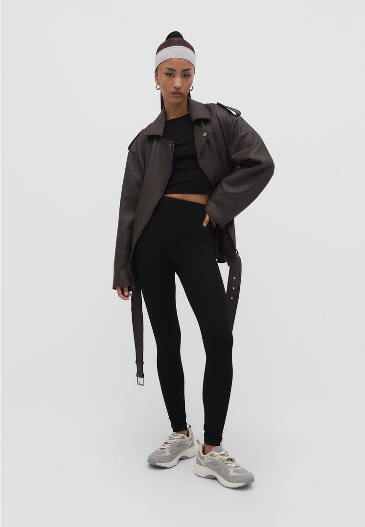 

Stradivarius Bezszwowe legginsy Czarny XL