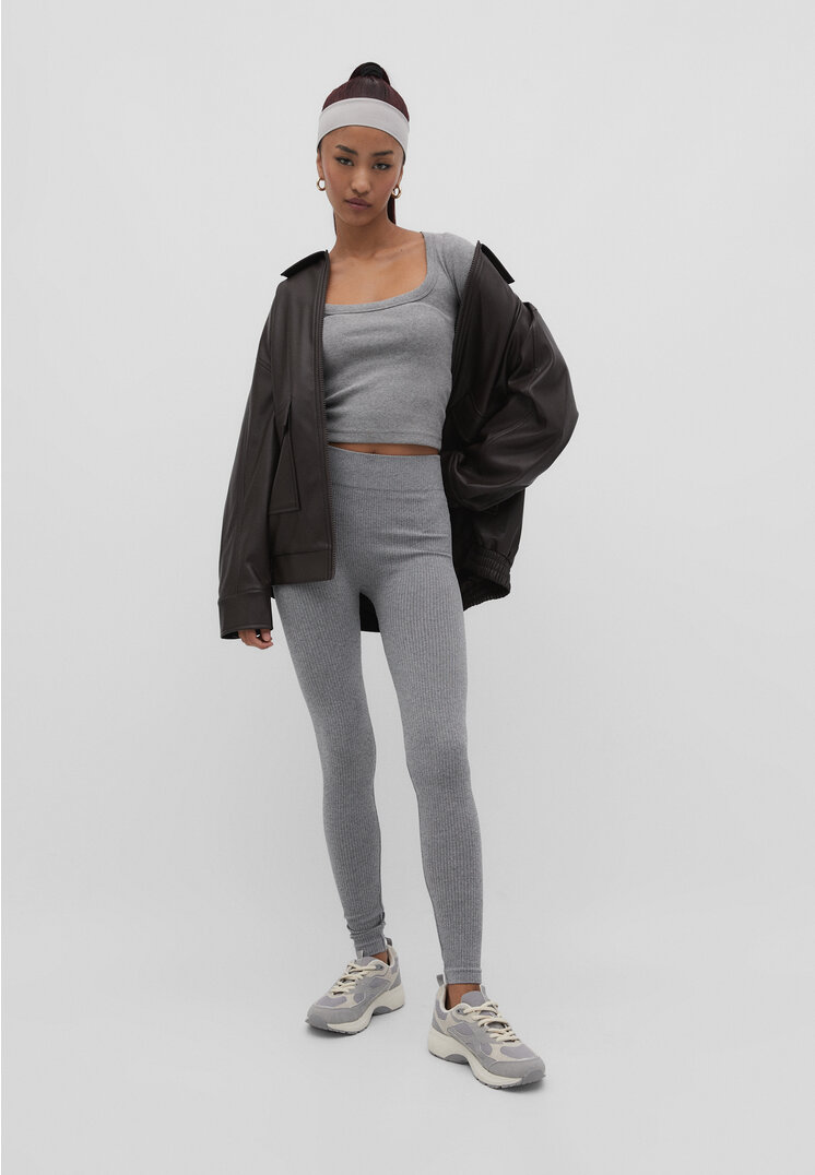 

Stradivarius Nahtlose Leggins Graumeliert S