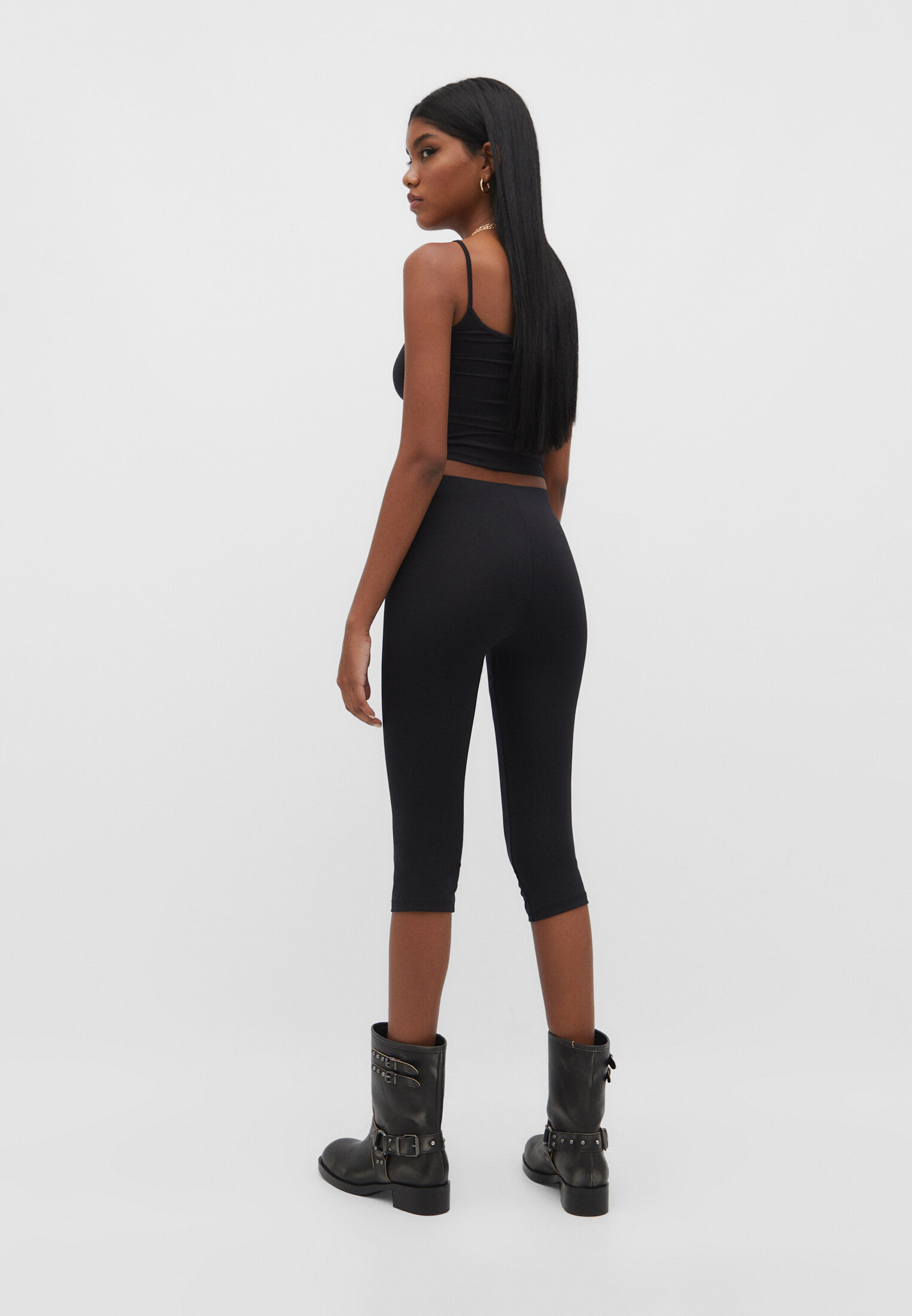 Capri deals leggings online