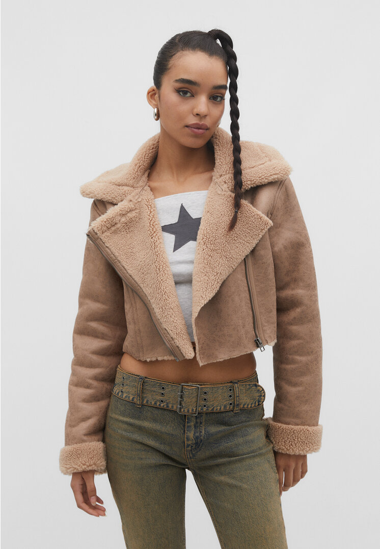 

Stradivarius Cropped-Doubleface-Jacke Braun XS