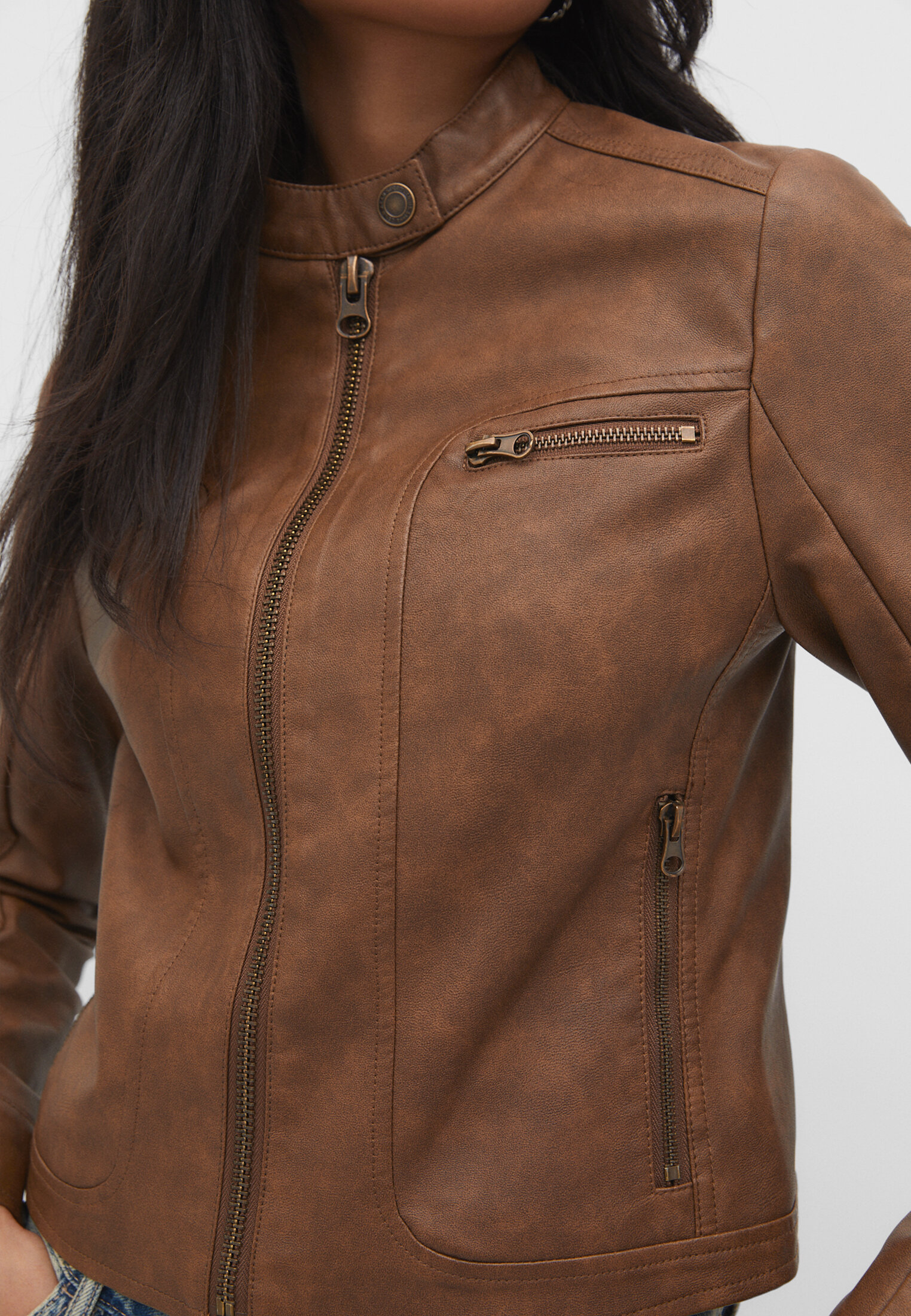 Stradivarius chaqueta de online cuero