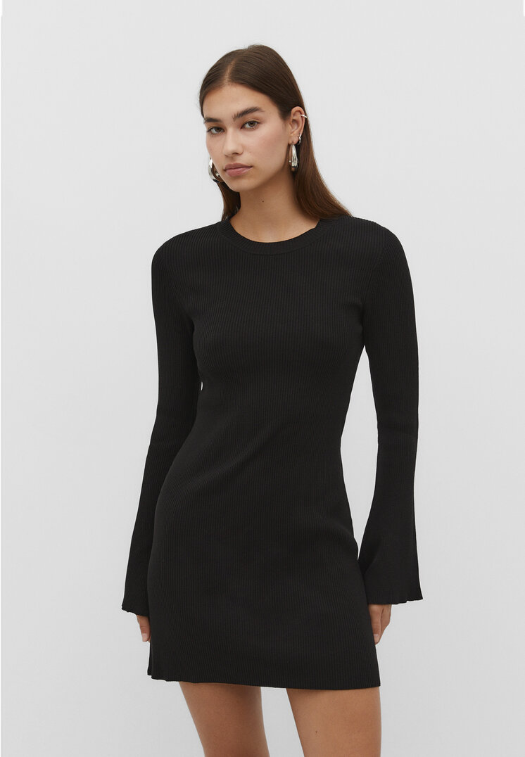 

Stradivarius Kurzes Kleid mit ausgestellten Ärmeln Schwarz XL