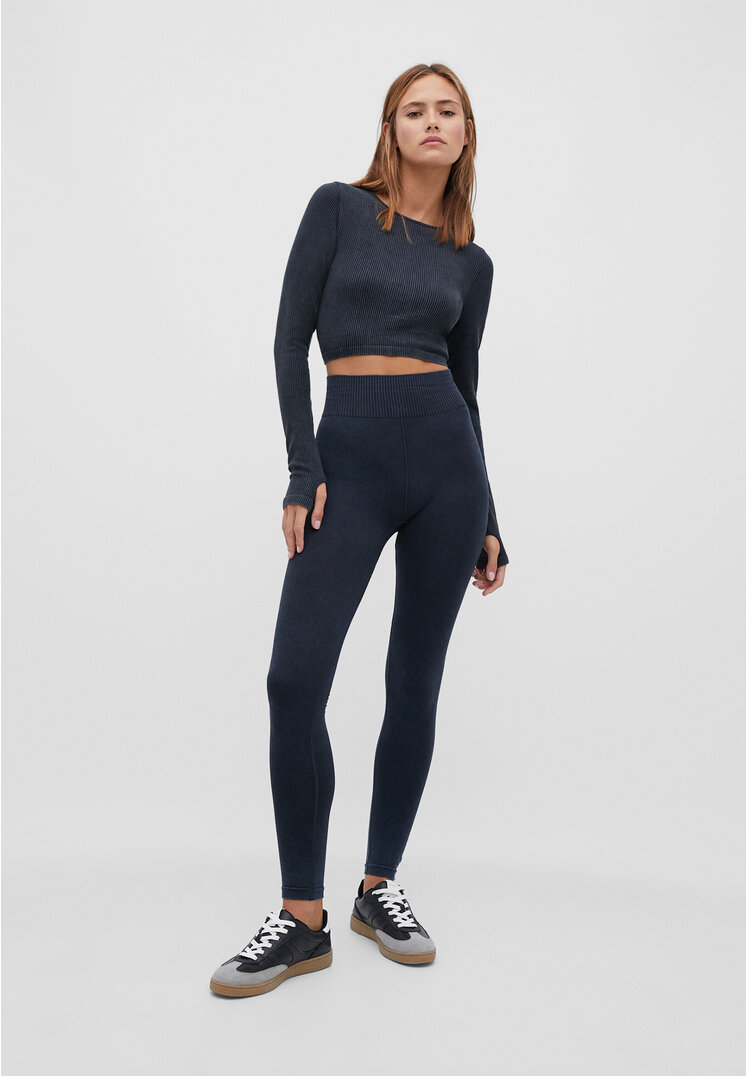 

Stradivarius Sportleggings im Washed-Look Graumeliert XS