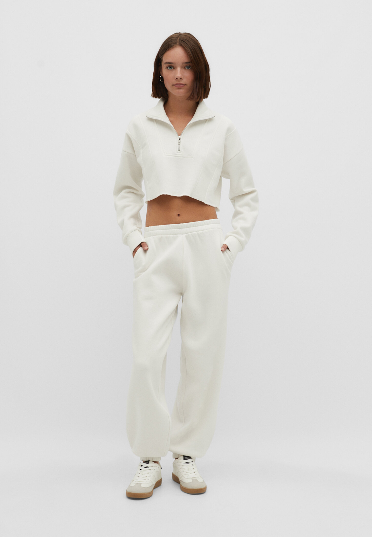 Sweatpants and sale cropped hoodie