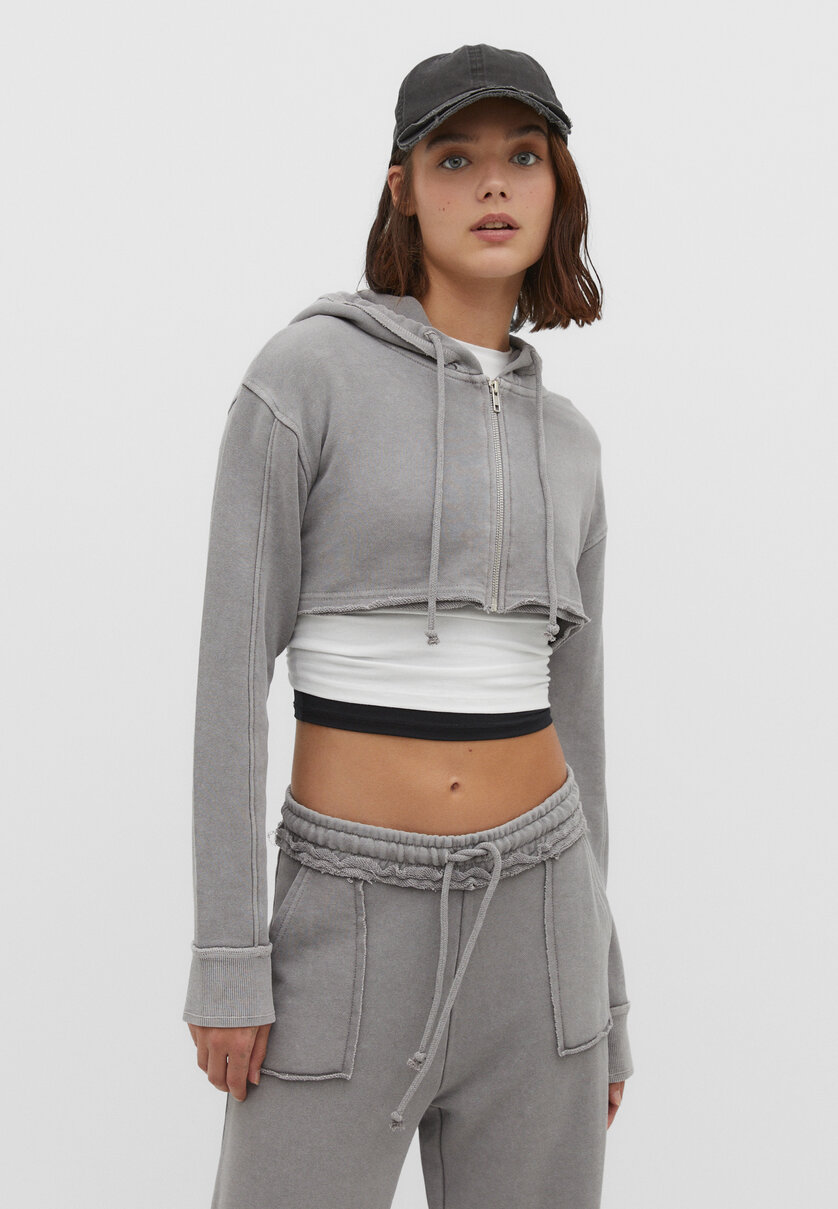 Cropped zip-up arm warmers