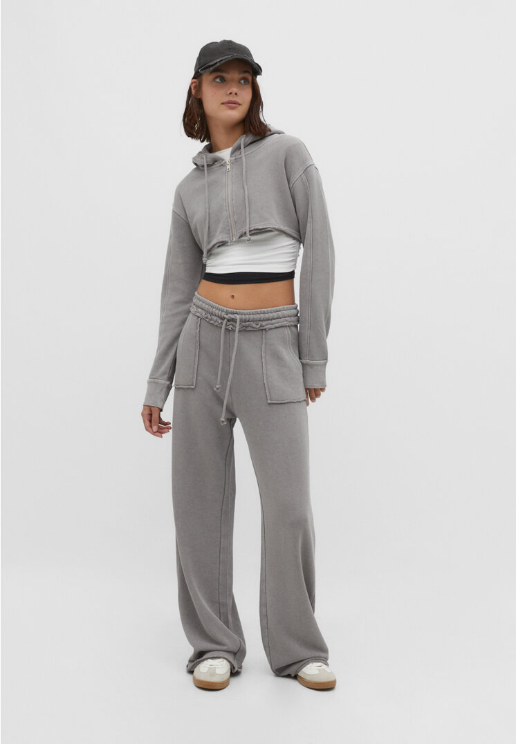 Stradivarius Hose mit ausgefransten Taschen Grau L