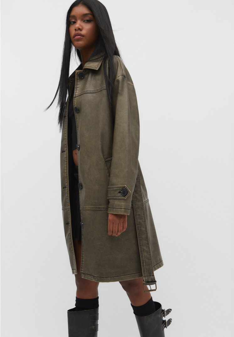 

Stradivarius Mantel aus verwaschenem Kunstleder Grau XL